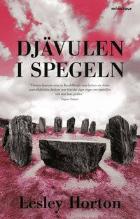 Omslagsbild: ISBN 9789185283200, Dj&auml;vulen i spegeln