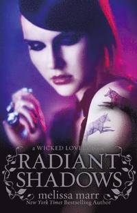 Radiant Shadows (h�ftad)