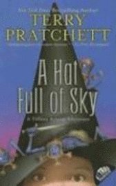 A Hat Full of Sky (pocket)