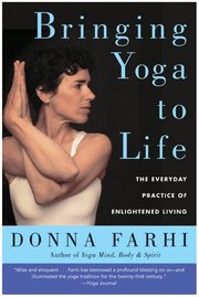 Bringing Yoga to Life (h�ftad)