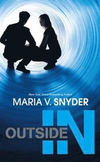 Outside in (h�ftad)
