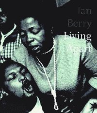 Living Apart (inbunden)