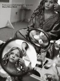 Seen Behind The Scene (inbunden)