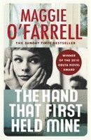 The Hand That First Held Mine (h�ftad)