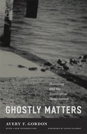 Ghostly Matters (h�ftad)