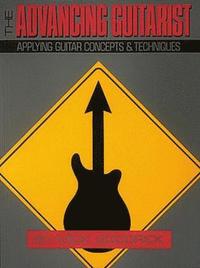 Advancing Guitarist (h�ftad)