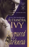 Devoured by Darkness (h�ftad)