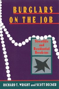 Burglars on the Job (h�ftad)