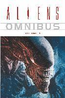 Aliens Omnibus: v. 1 (h�ftad)
