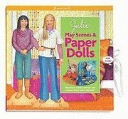 Julie Play Scenes & Paper Dolls: Decorate Rooms and Act Out Scenes from Julie's Stories! (inbunden)