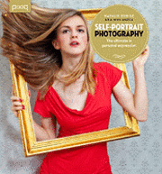 Self-Portrait Photography: The Ultimate in Personal Expression (h�ftad)