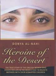 Heroine Of The Desert (inbunden)