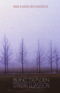 Bland träden (kartonnage)