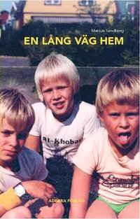 En l�ng v�g hem (inbunden)