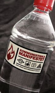 Kommunistiska manifestet (inbunden)