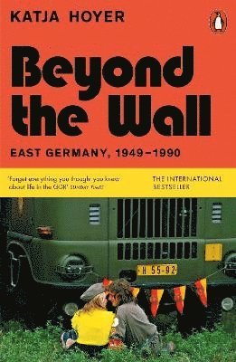 Beyond the Wall (inbunden)