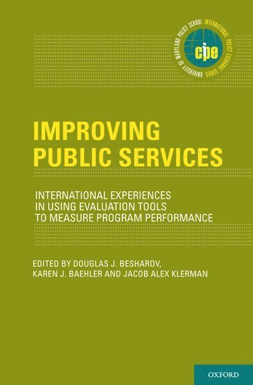 Improving Public Services (inbunden)