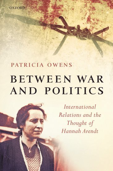 Between War and Politics (hftad)