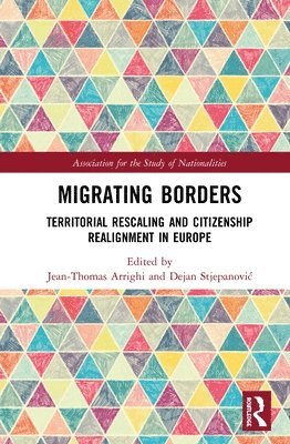 Migrating Borders (inbunden)