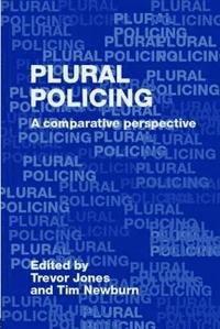 Plural Policing (häftad)