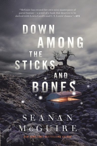 Down Among the Sticks and Bones (häftad)