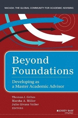 Beyond Foundations (häftad)