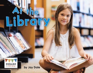 At the Library (häftad)