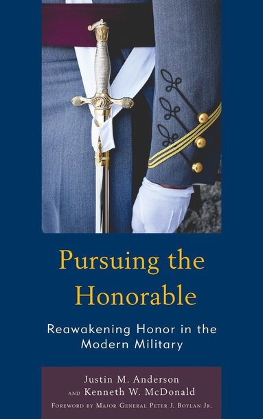 Pursuing the Honorable (häftad)