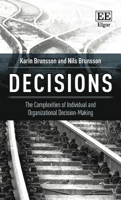 Decisions (inbunden)