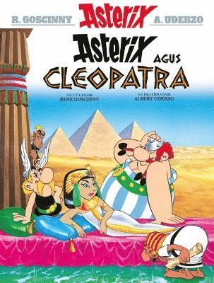 Asterix Agus Cleopatra (Gaelic) (inbunden)