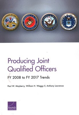 Producing Joint Qualified Officers (inbunden)