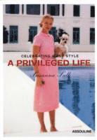 A Privileged Life (häftad)