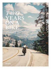 Two Years on a Bike (inbunden)