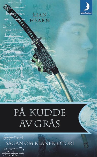 På kudde av gräs (inbunden)