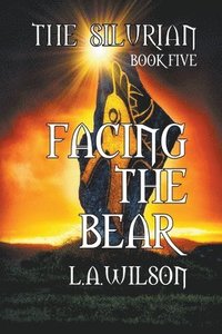 Facing the Bear (häftad)