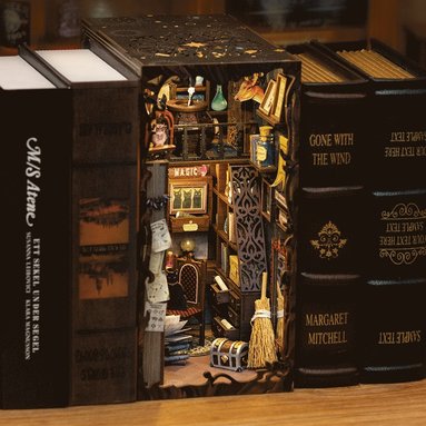 Book Nook  - Magic Pharmacist, Övrigt