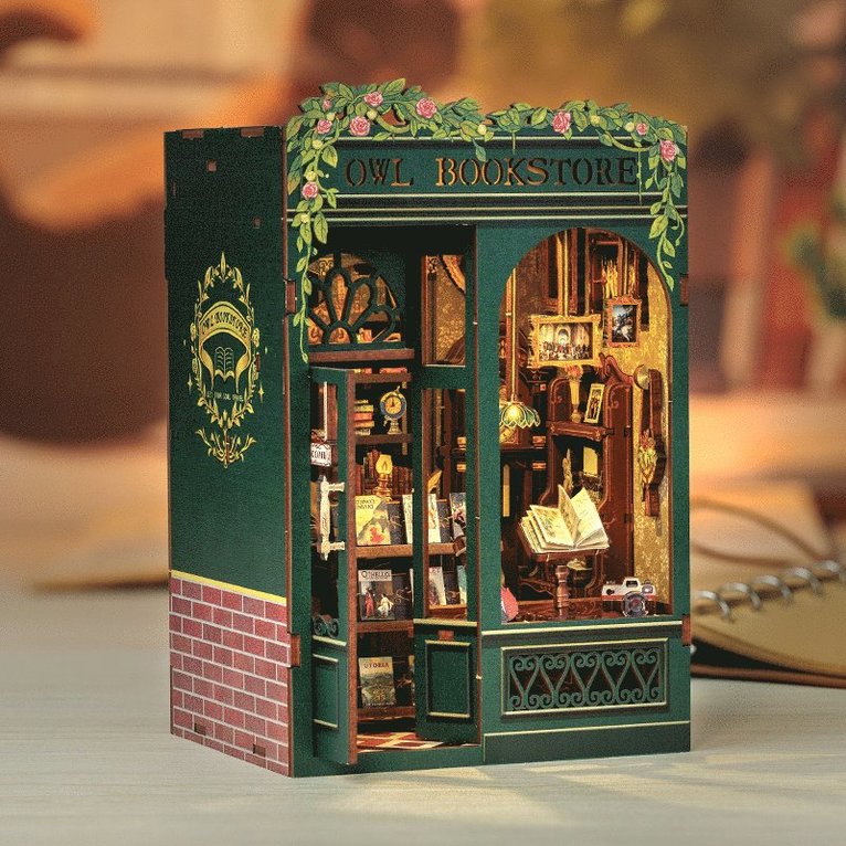 Owl Bookstore Book Nook, Övrigt