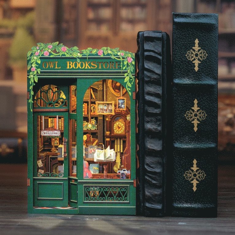 Owl Bookstore Book Nook, Övrigt