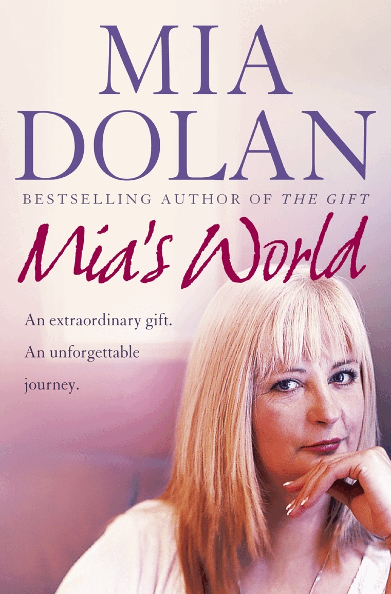 Mia Dolan, Rosalyn Chissick - Mia’s World, E-bok