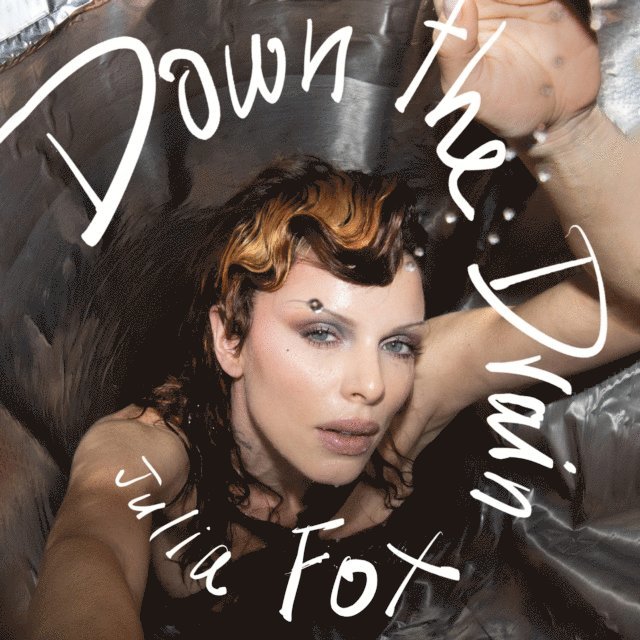 Julia Fox - Down the Drain, Ljudbok