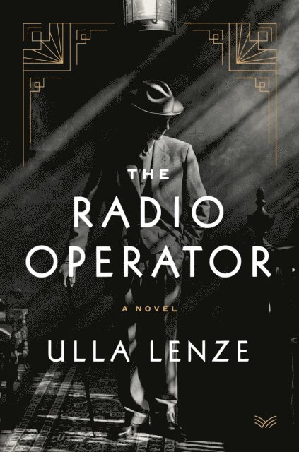 Ulla Lenze - Radio Operator, E-bok