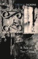 Charles Dickens - Tale of Two Cities, Häftad