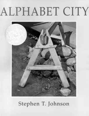 Alphabet City, Häftad. Tillgänglighet: Tillfälligt slut