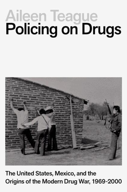 Aileen Teague - Policing on Drugs, E-bok. Tillgänglighet: Lägg i varukorg