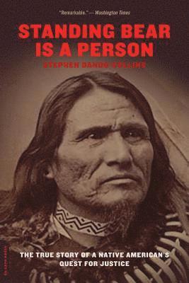 Standing Bear Is a Person av Stephen Dando-Collins
