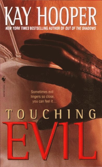 Kay Hooper - Touching Evil, E-bok