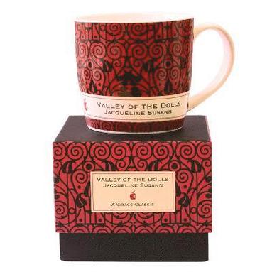 Valley of the Dolls Mug av Jacqueline Susann