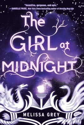 Melissa Grey - The Girl at Midnight, Häftad