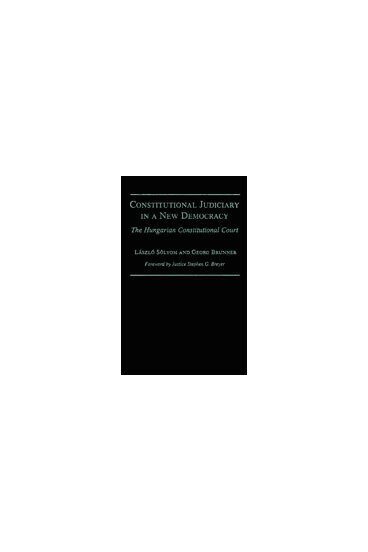Laszlo Solyom, Georg Brunner - Constitutional Judiciary in a New Democracy, Inbunden. Tillgänglighet: Tillfälligt slut