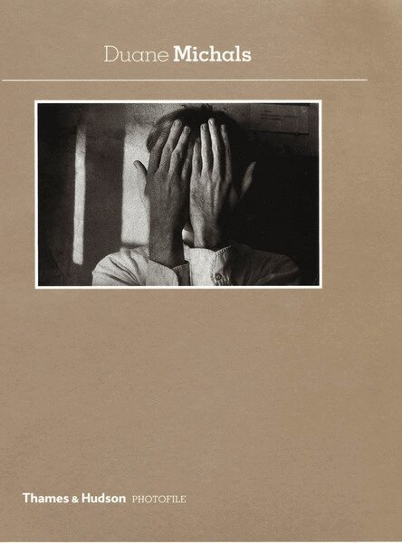 Duane Michals, Häftad